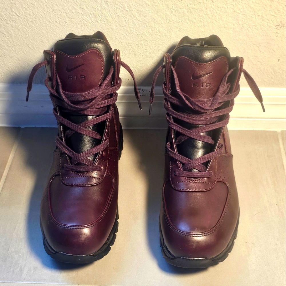 Nike Men's Goadome ACG Burgundy 6 Inch Boots 11